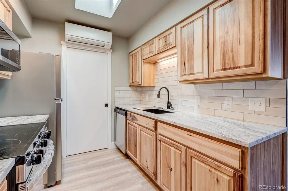 1820 Newland Court #312 Lakewood, CO 80214