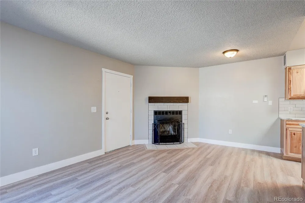 1820 Newland Court #312 Lakewood, CO 80214