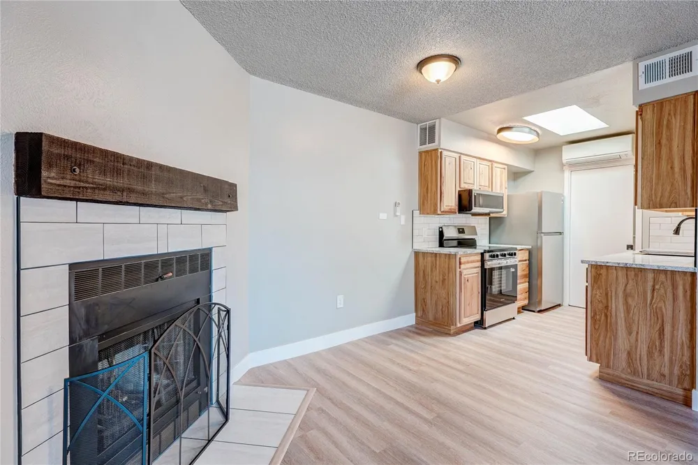 1820 Newland Court #312 Lakewood, CO 80214