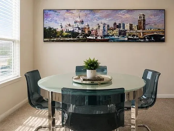 4660 Raleigh Dalton Dallas, TX 75227