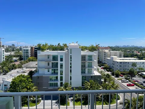 10350 W Bay Harbor Dr #9H