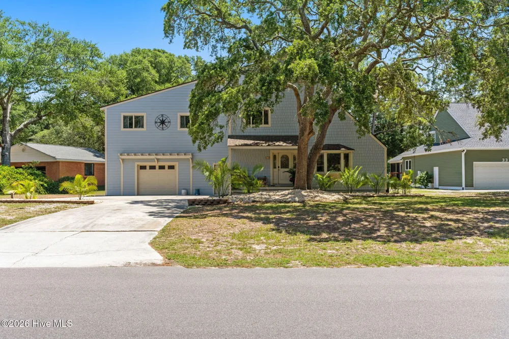 31 Augusta Drive Oak Island, NC 28465
