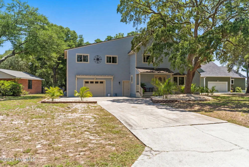31 Augusta Drive Oak Island, NC 28465