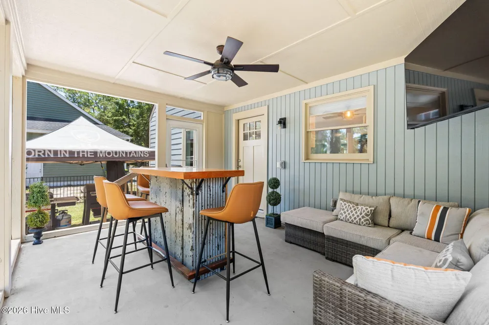 31 Augusta Drive Oak Island, NC 28465