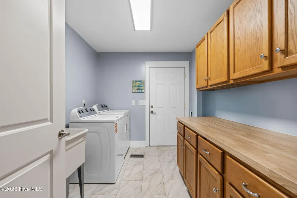 31 Augusta Drive Oak Island, NC 28465