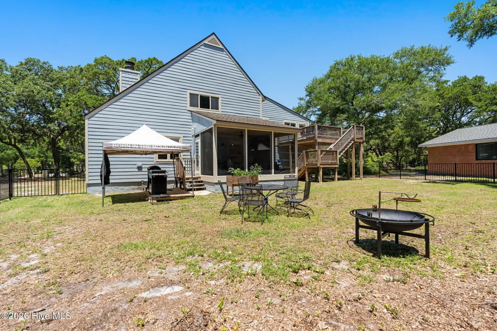 31 Augusta Drive Oak Island, NC 28465