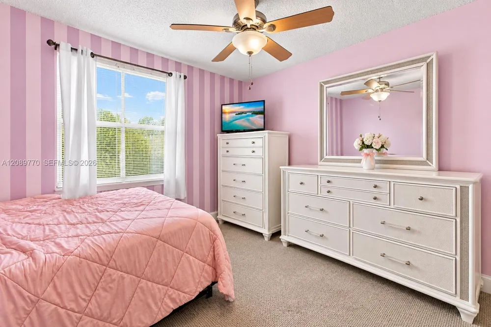 10251 NW 3rd St Pembroke Pines, FL 33026