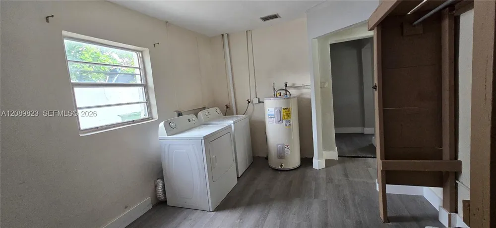580 W 34th Pl #0 Hialeah, FL 33012