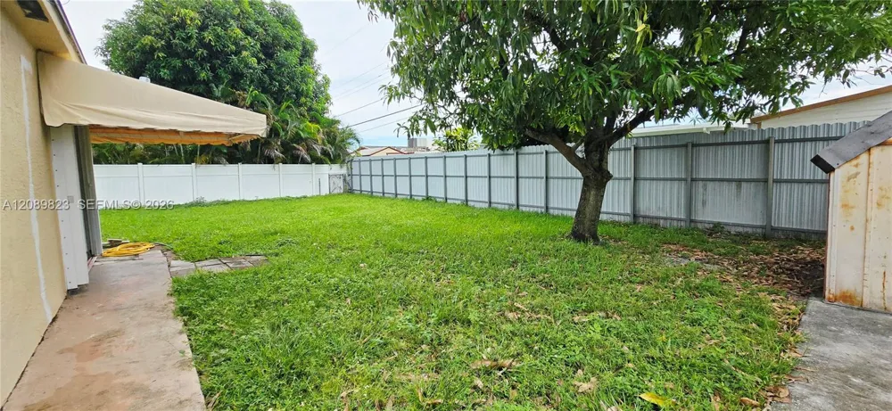 580 W 34th Pl #0 Hialeah, FL 33012