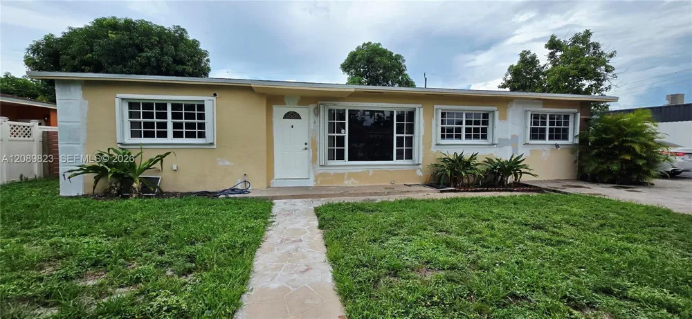 580 W 34th Pl #0 Hialeah, FL 33012