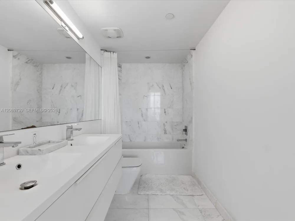 9940 W Bay Harbor Dr #7C-N Bay Harbor Islands, FL 33154