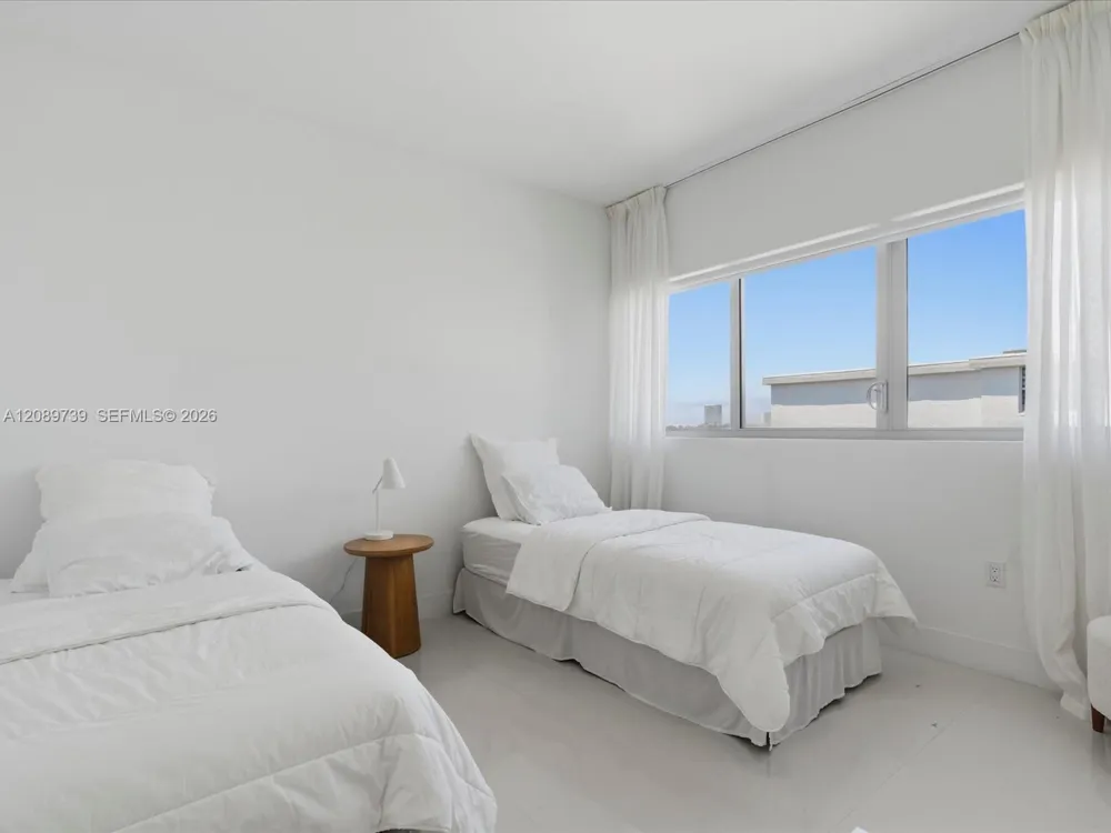 9940 W Bay Harbor Dr #7C-N Bay Harbor Islands, FL 33154