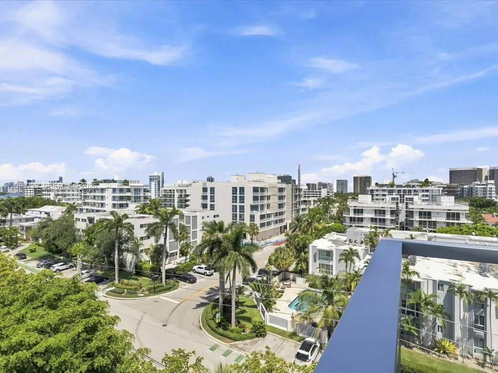 9940 W Bay Harbor Dr #7C-N Bay Harbor Islands, FL 33154