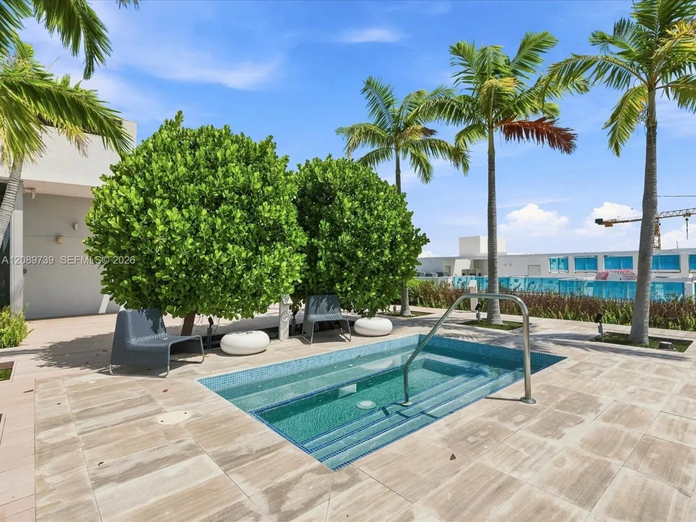 9940 W Bay Harbor Dr #7C-N Bay Harbor Islands, FL 33154