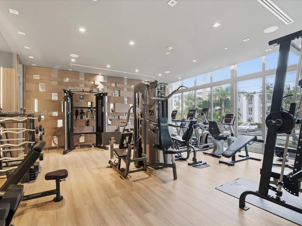 9940 W Bay Harbor Dr #7C-N Bay Harbor Islands, FL 33154