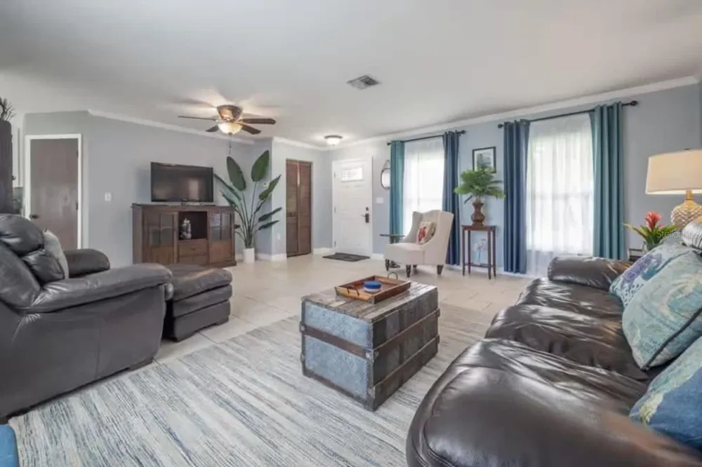 11606 79TH AVENUE Seminole, FL 33772