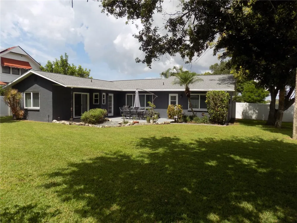 11606 79TH AVENUE Seminole, FL 33772