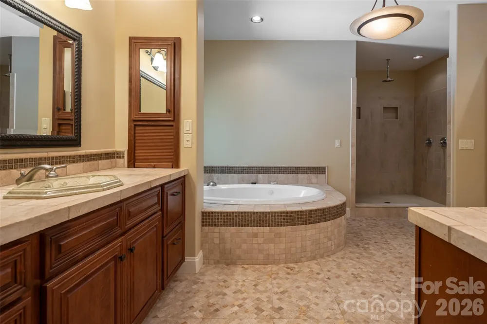 3999 Laurel Park Highway Hendersonville, NC 28739