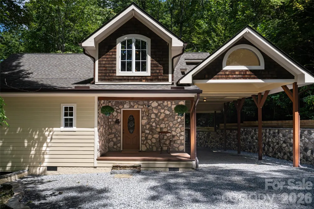 3999 Laurel Park Highway Hendersonville, NC 28739