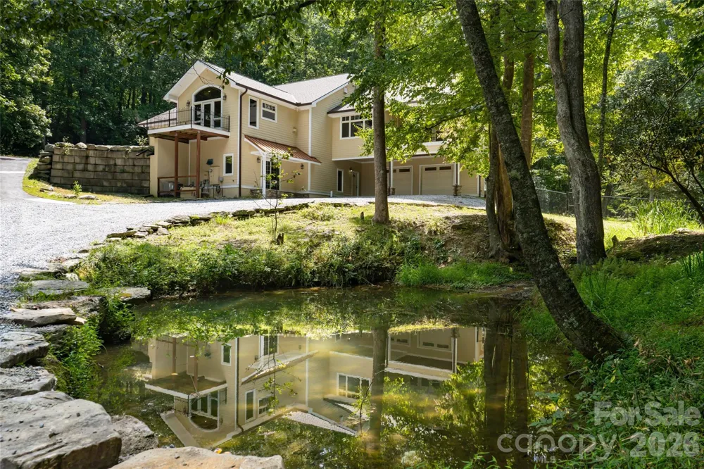 3999 Laurel Park Highway Hendersonville, NC 28739