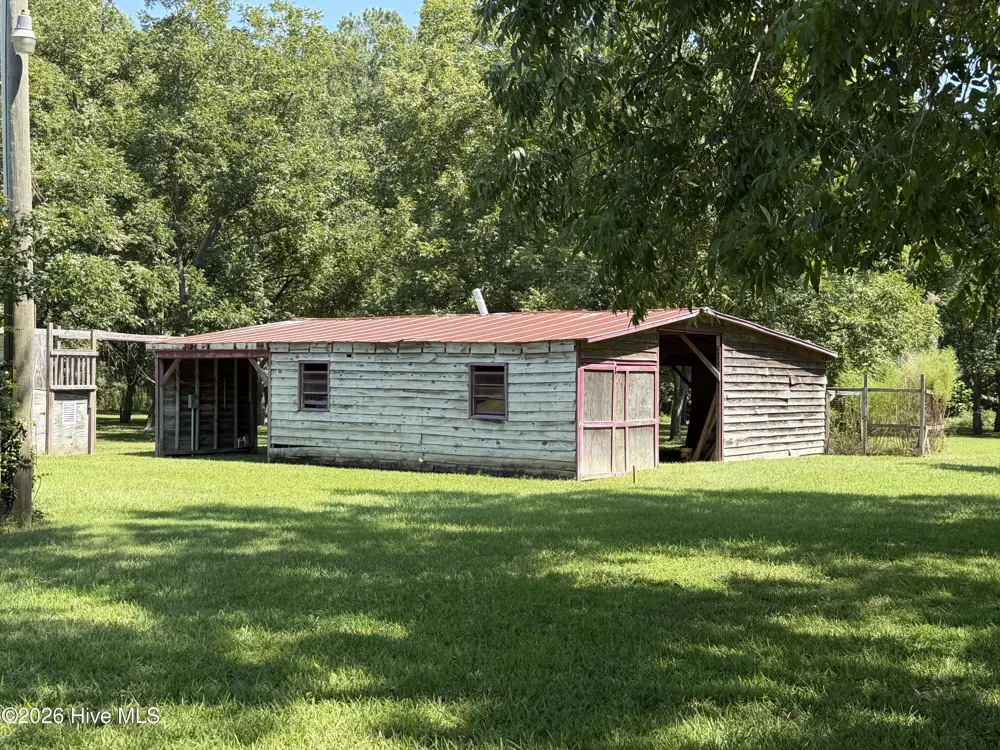 980 Ball Road Washington, NC 27889