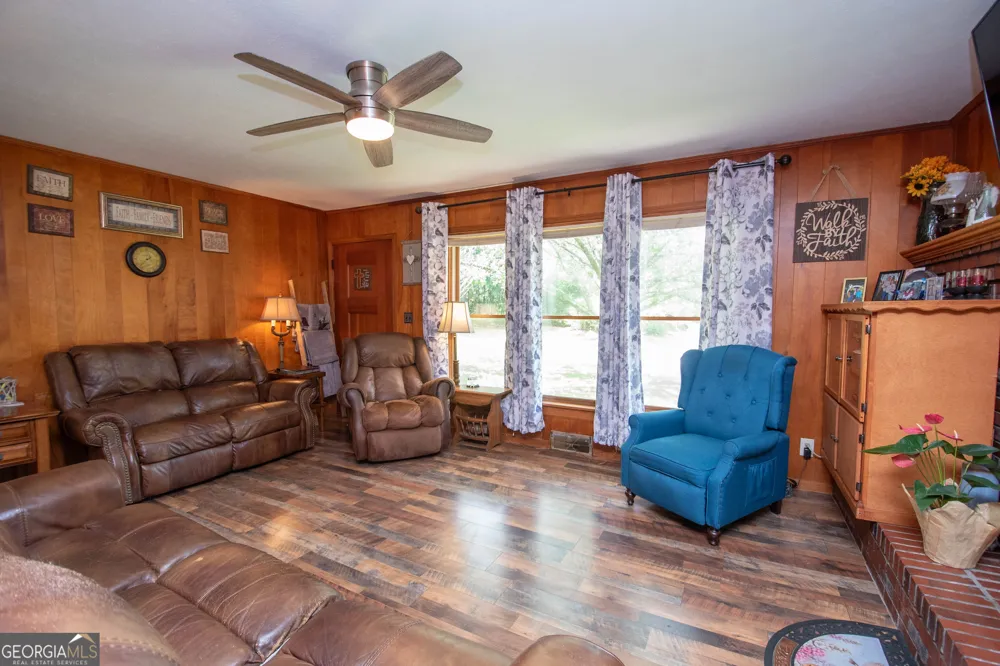 124 Marty LN LaGrange, GA 30240