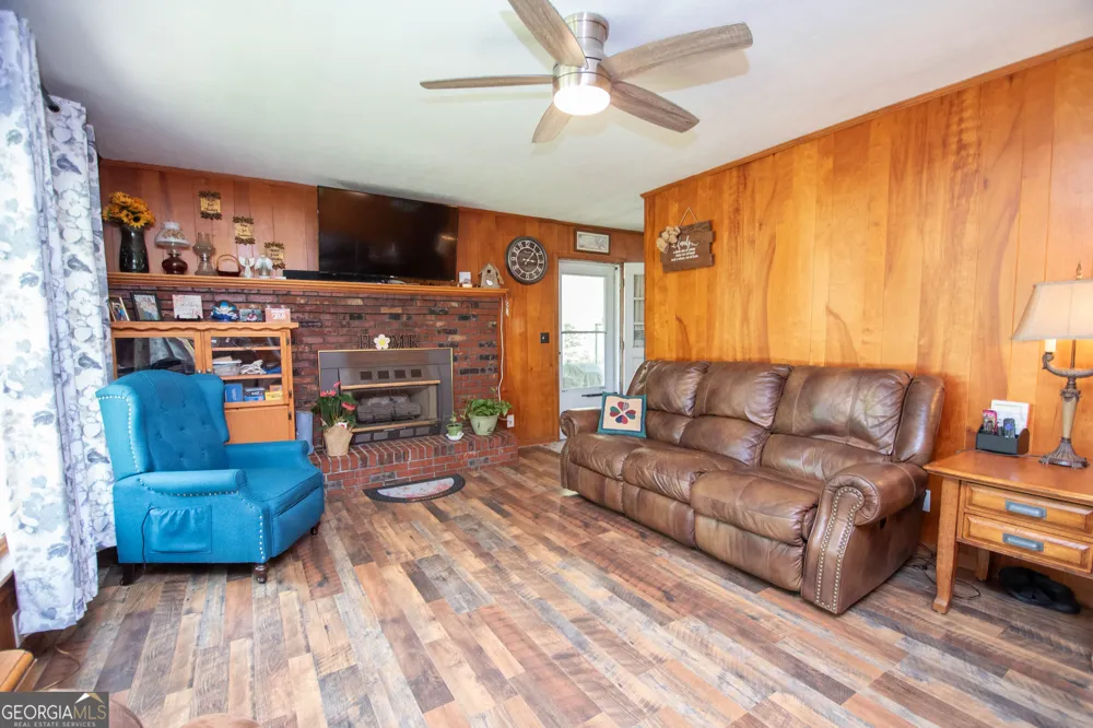 124 Marty LN LaGrange, GA 30240