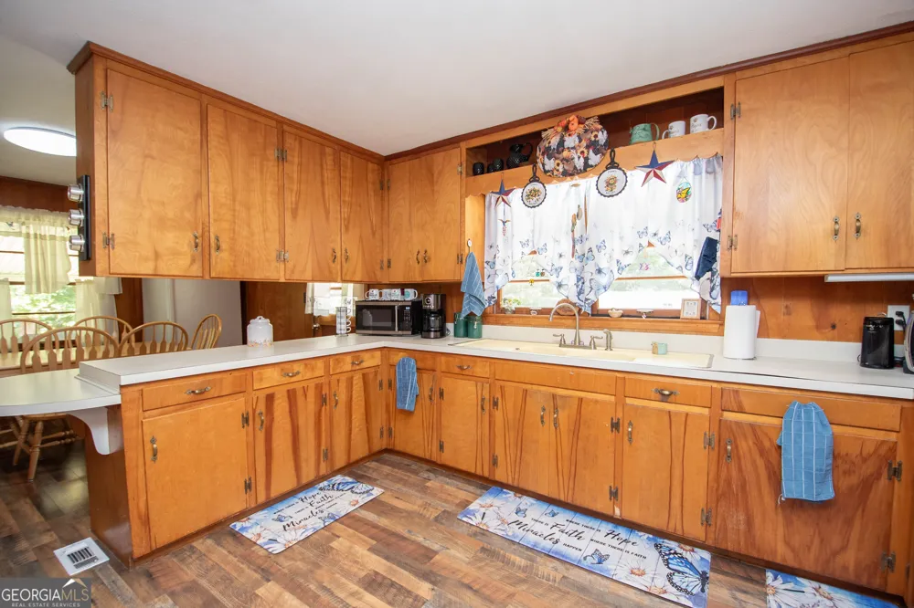124 Marty LN LaGrange, GA 30240