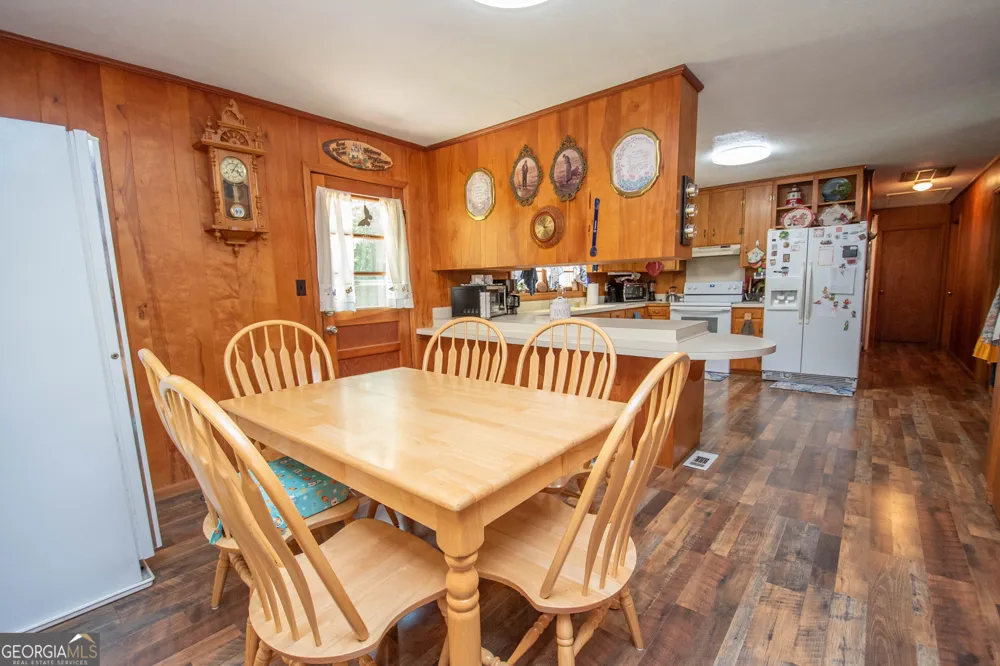 124 Marty LN LaGrange, GA 30240