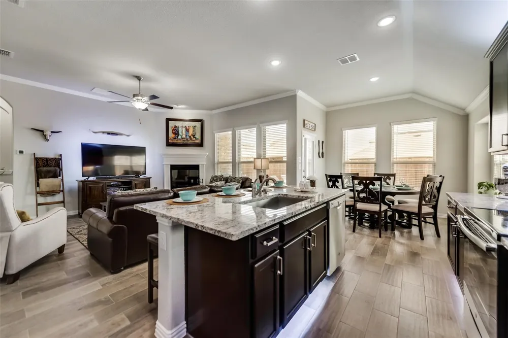 639 Devonshire Drive Fate, TX 75189