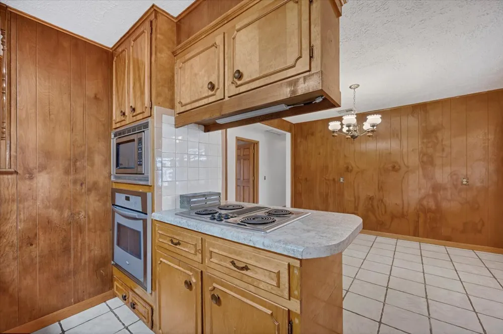 108 W Paul Street Elmore City, OK 73433