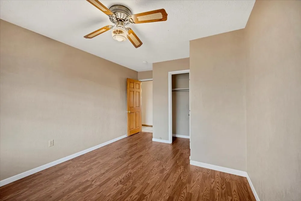 108 W Paul Street Elmore City, OK 73433