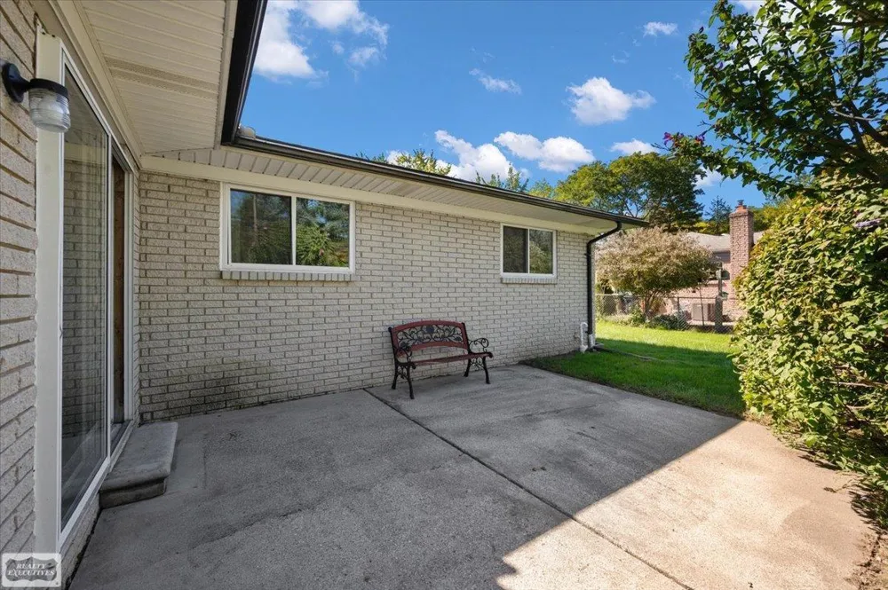 5075 Caraway Drive Sterling Heights City, MI 48314
