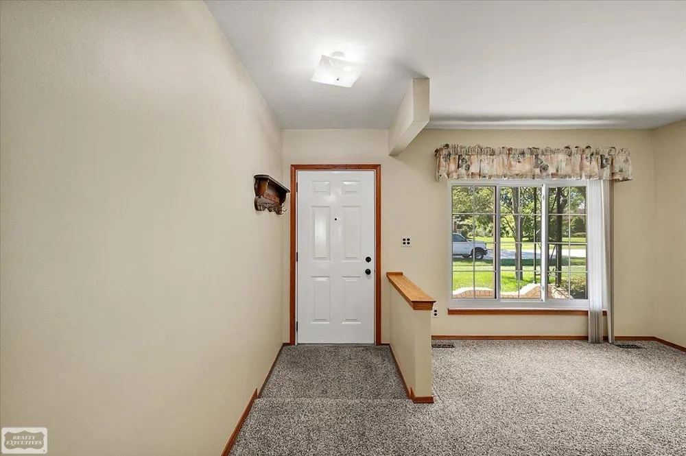 5075 Caraway Drive Sterling Heights City, MI 48314