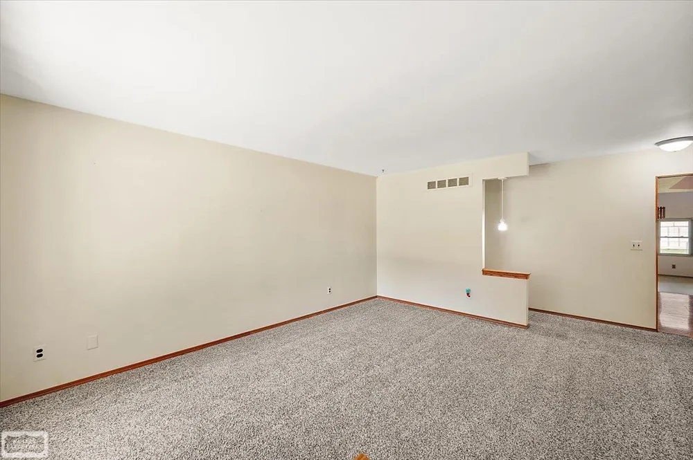 5075 Caraway Drive Sterling Heights City, MI 48314