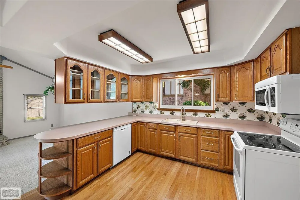 5075 Caraway Drive Sterling Heights City, MI 48314