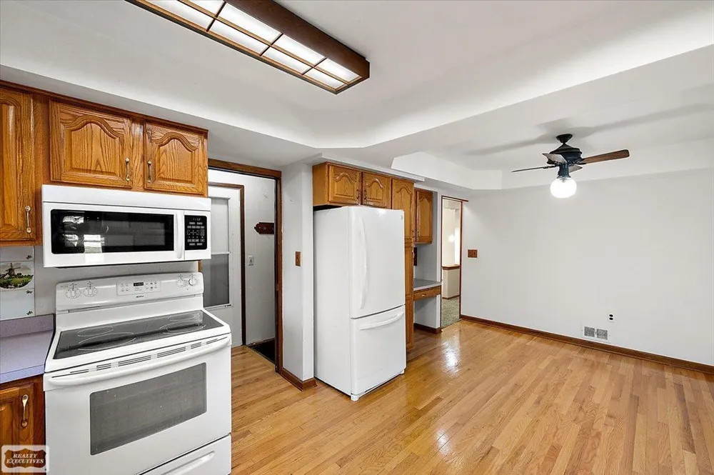 5075 Caraway Drive Sterling Heights City, MI 48314