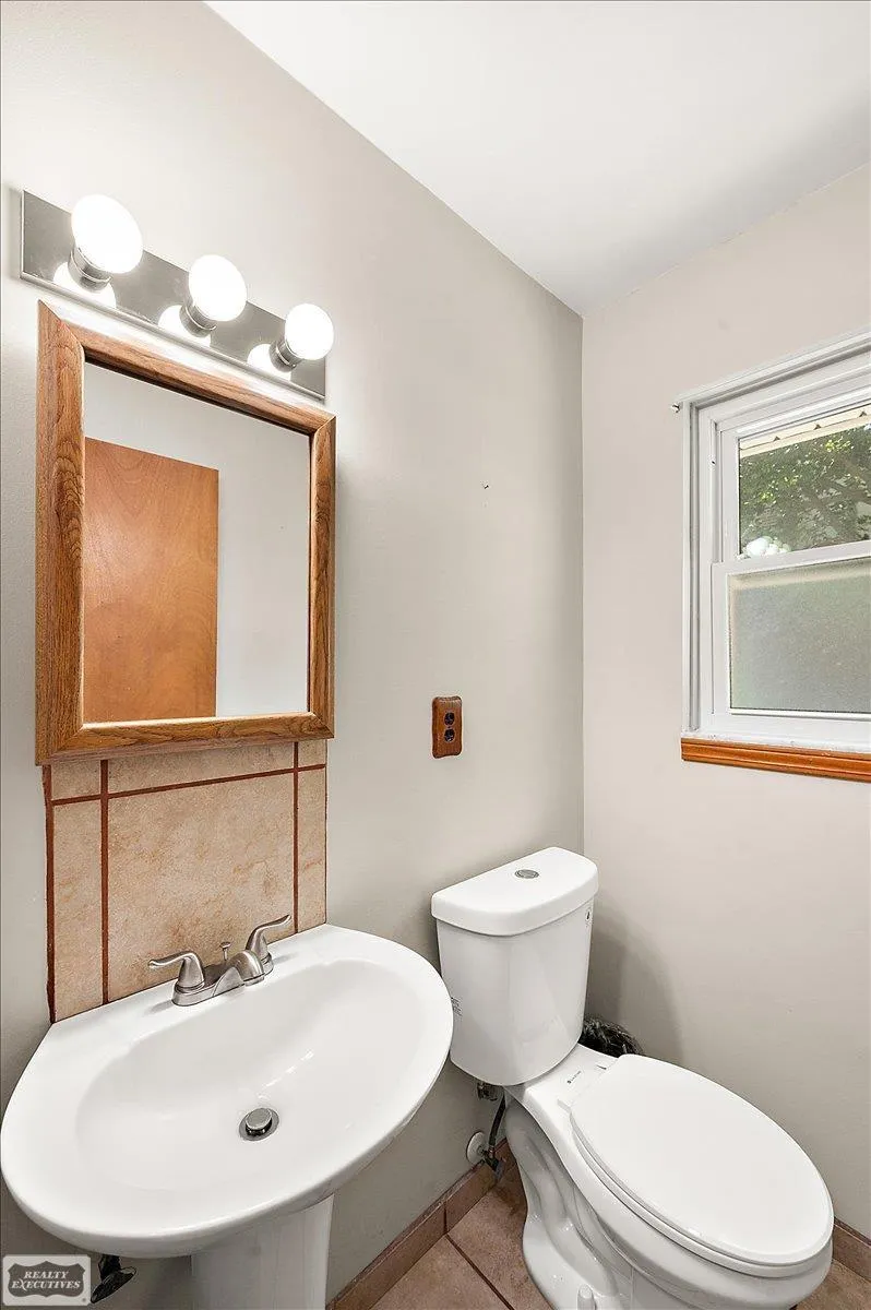 5075 Caraway Drive Sterling Heights City, MI 48314