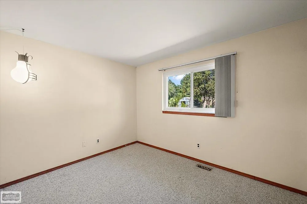 5075 Caraway Drive Sterling Heights City, MI 48314