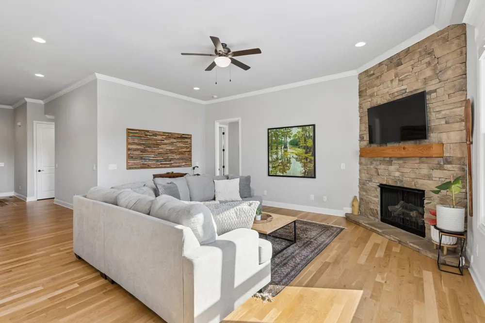 1121 Pretender Way Columbia, TN 38401