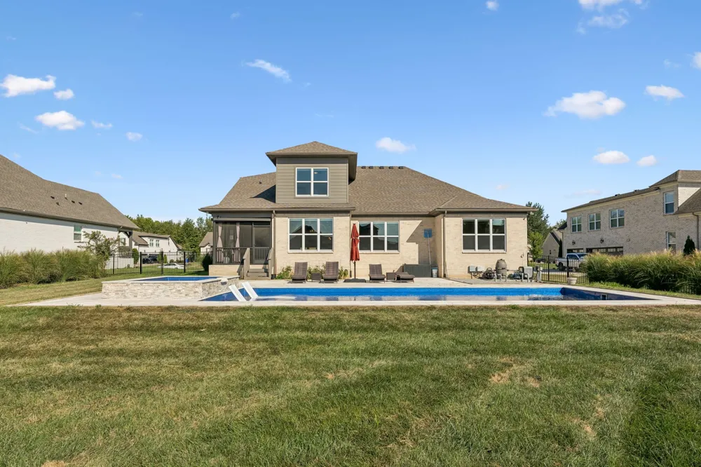 1121 Pretender Way Columbia, TN 38401