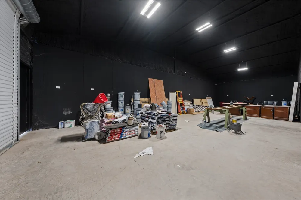 801 E Avenue C Valley Mills, TX 76689