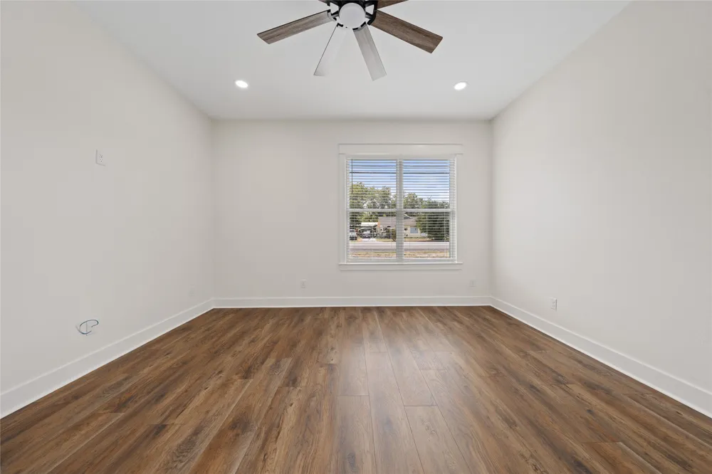801 E Avenue C Valley Mills, TX 76689