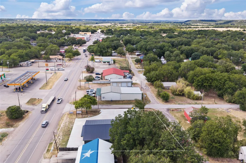 801 E Avenue C Valley Mills, TX 76689