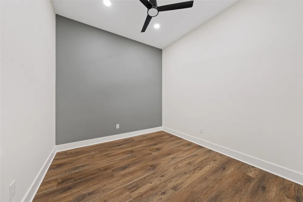 801 E Avenue C Valley Mills, TX 76689