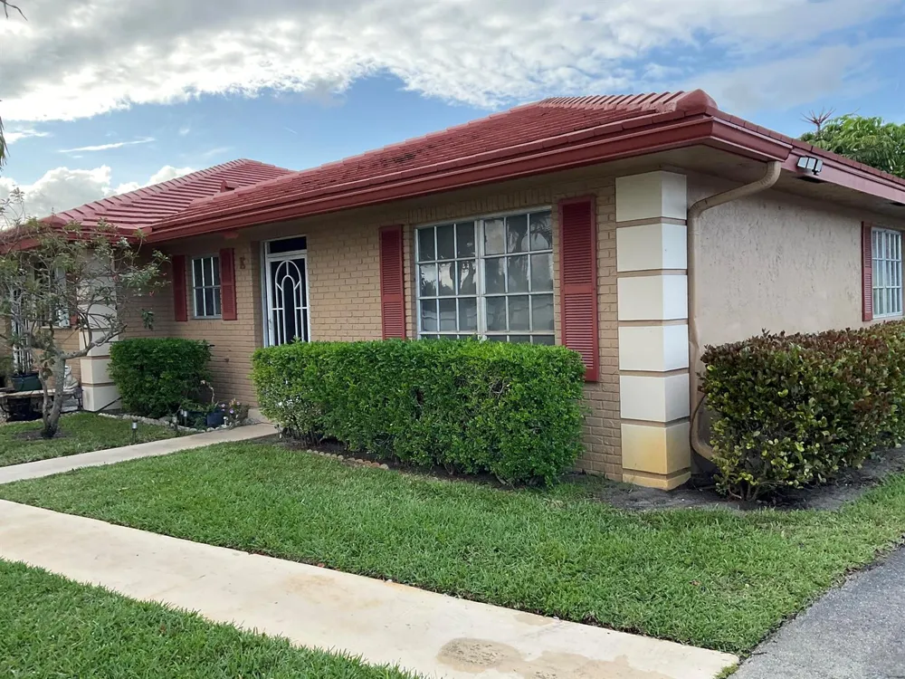 1473 SW 27th Avenue #1e Boynton Beach, FL 33426