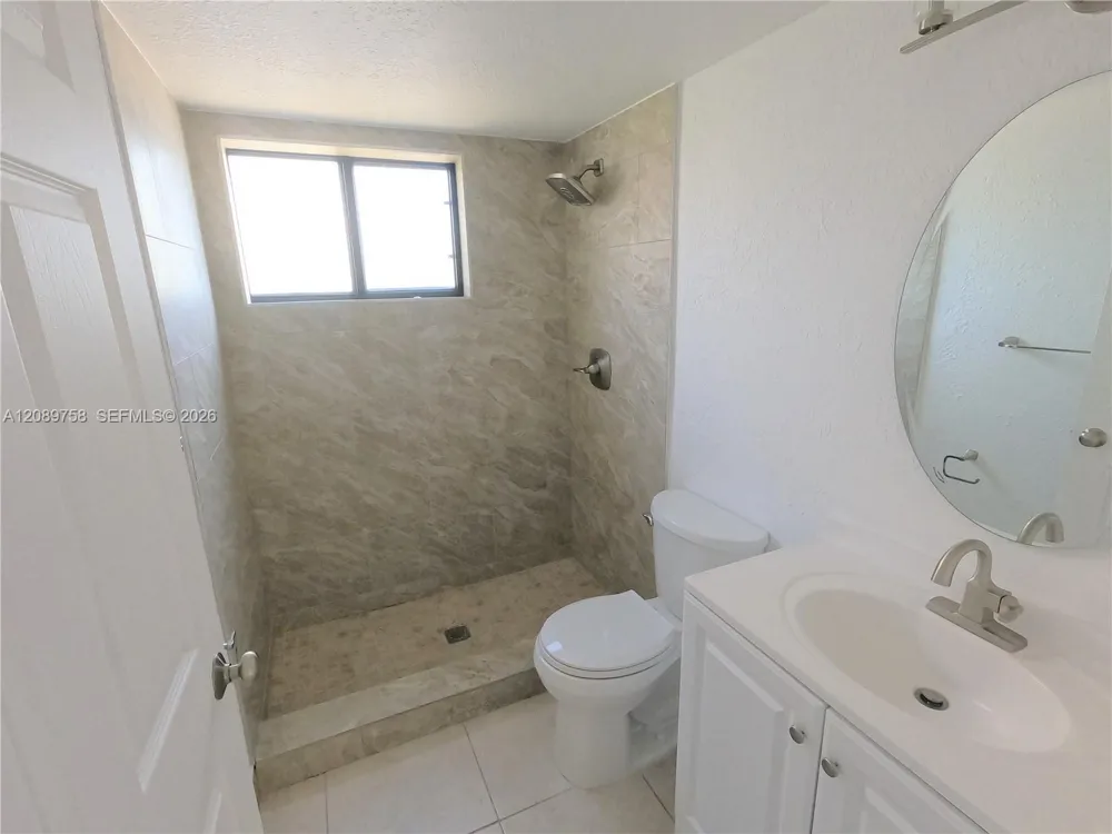 9911 W Okeechobee Rd #1-101 Hialeah Gardens, FL 33016