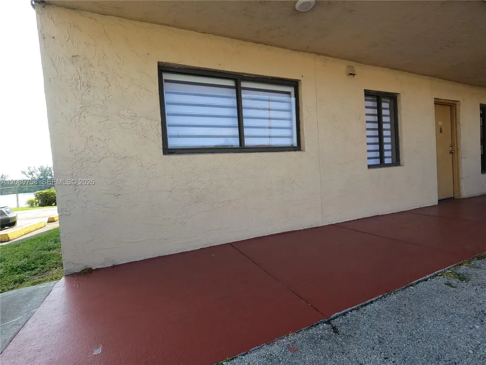 9911 W Okeechobee Rd #1-101 Hialeah Gardens, FL 33016