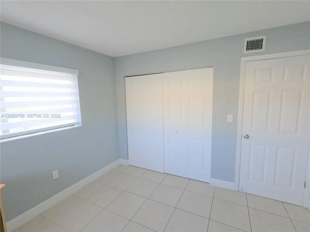 9911 W Okeechobee Rd #1-101 Hialeah Gardens, FL 33016