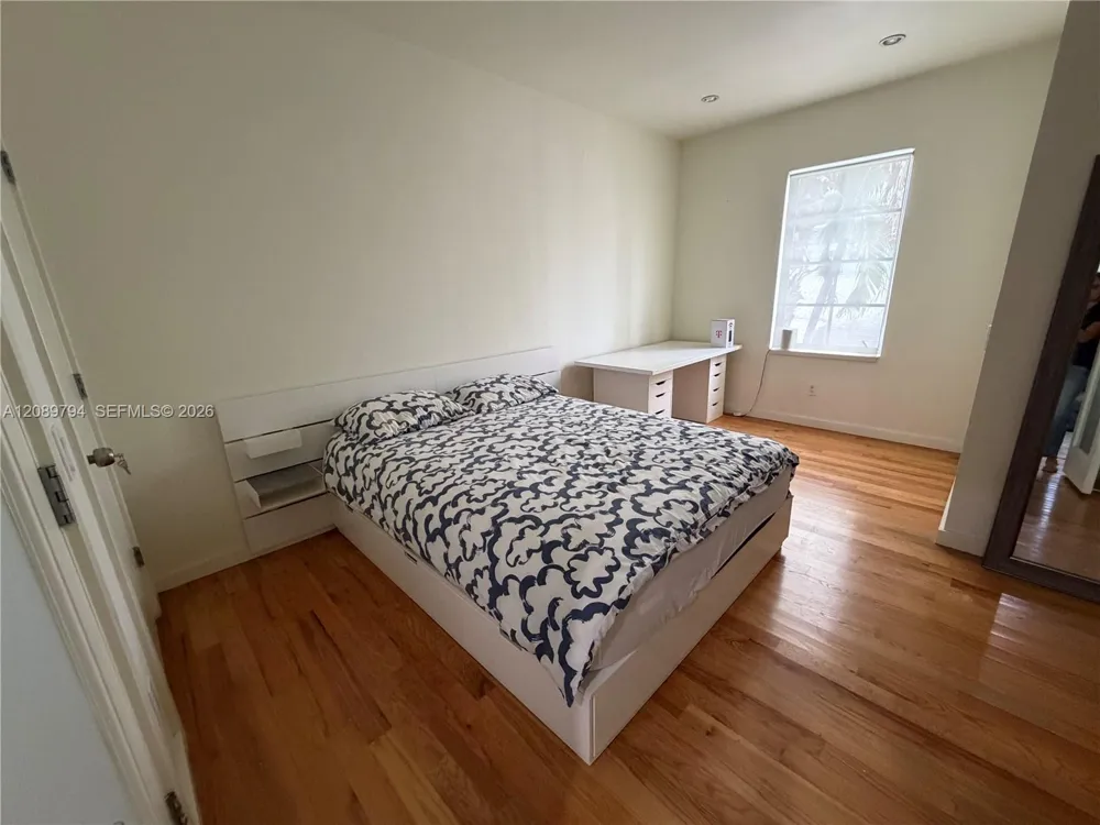 1551 Lenox Ave #7 Miami Beach, FL 33139